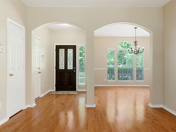 5th image of 31 S Wynnoak Cir
