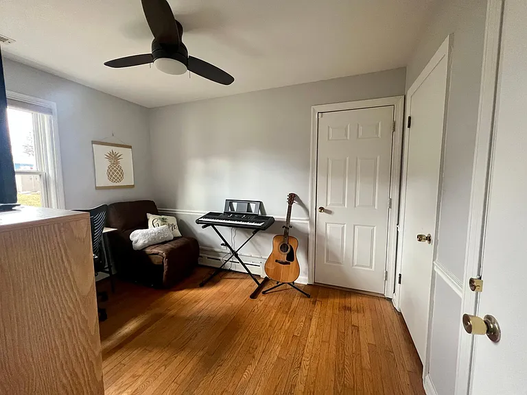 148 Augusta St — Photo 18