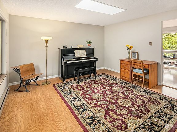 3rd image of 43335 SE 176th Street
