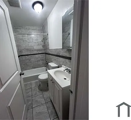 3 bed, $2,600 — Photo 2