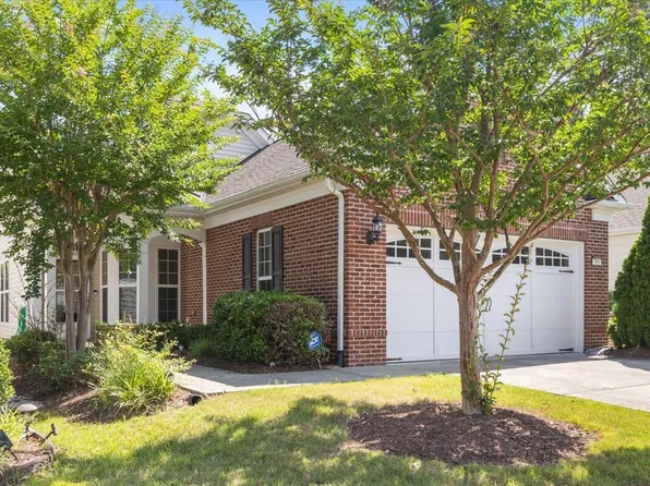 306 Arvada Dr, Cary, NC 27519