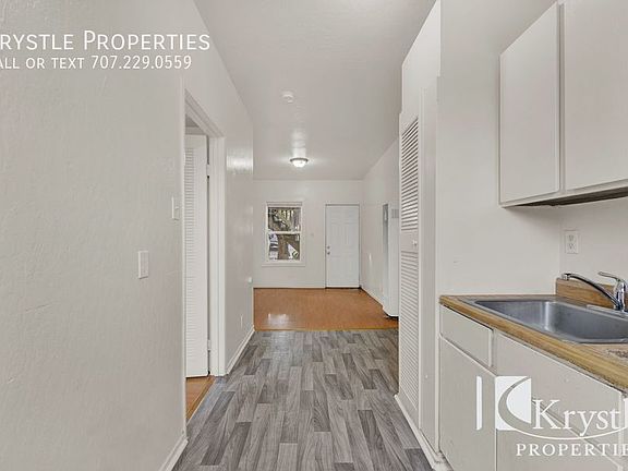 5th image of 730 Florida St APT D