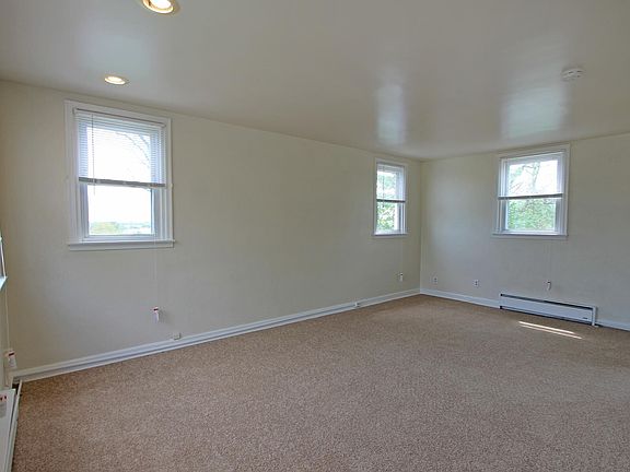 2nd image of 128 E Walnut Park Dr APT C