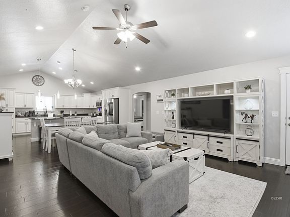 5th image of 3688 Snowy Riv