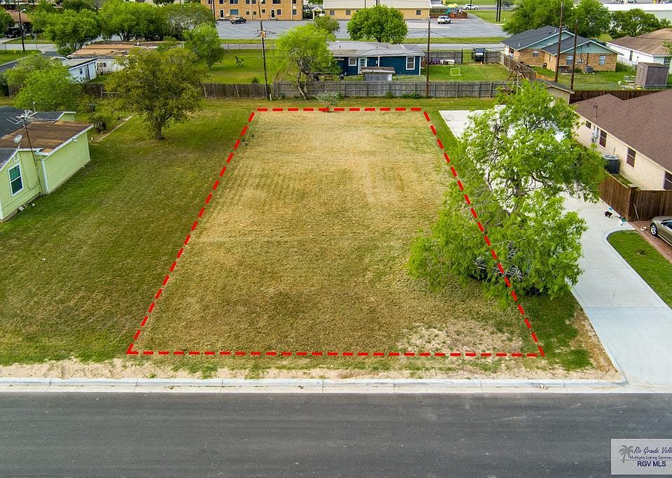 1st image of 0 E 6th St