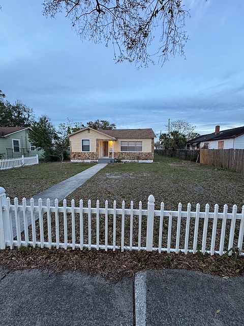 1st image of 4311 Fairfield Ave S