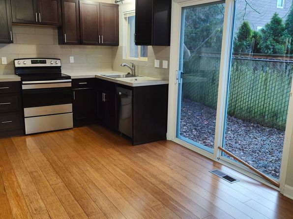 1684 8th Ave APT 14
