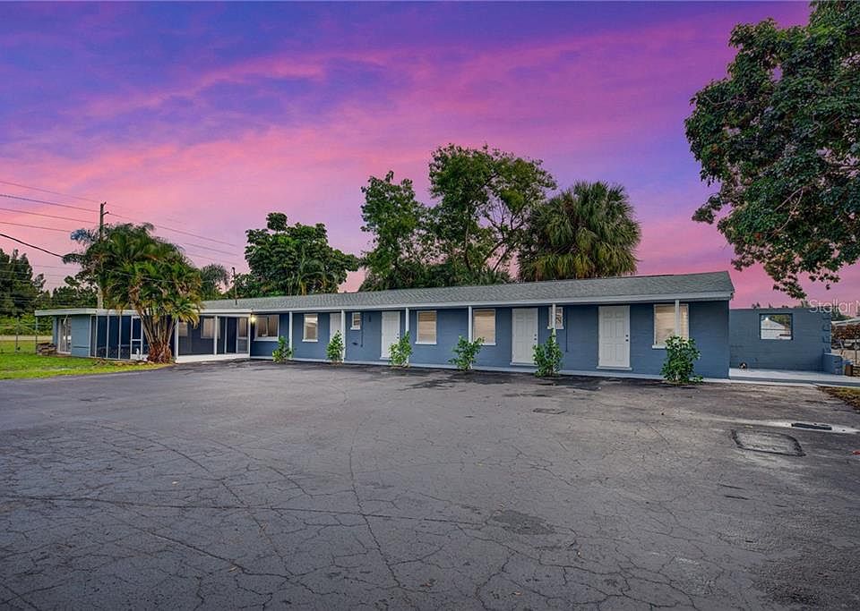 1st image of 11109 Tamiami Trl