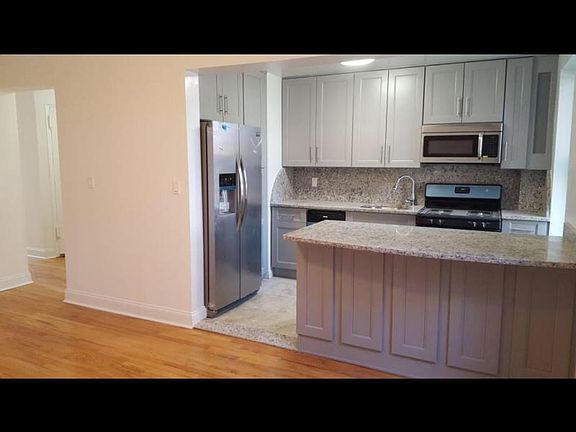 Open kitchen 