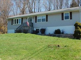 66 Anna St, Kent Lakes, NY 10512