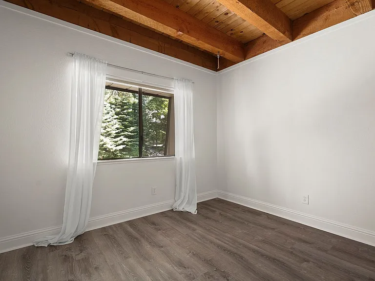 861 Southwood Blvd #30 — Photo 13