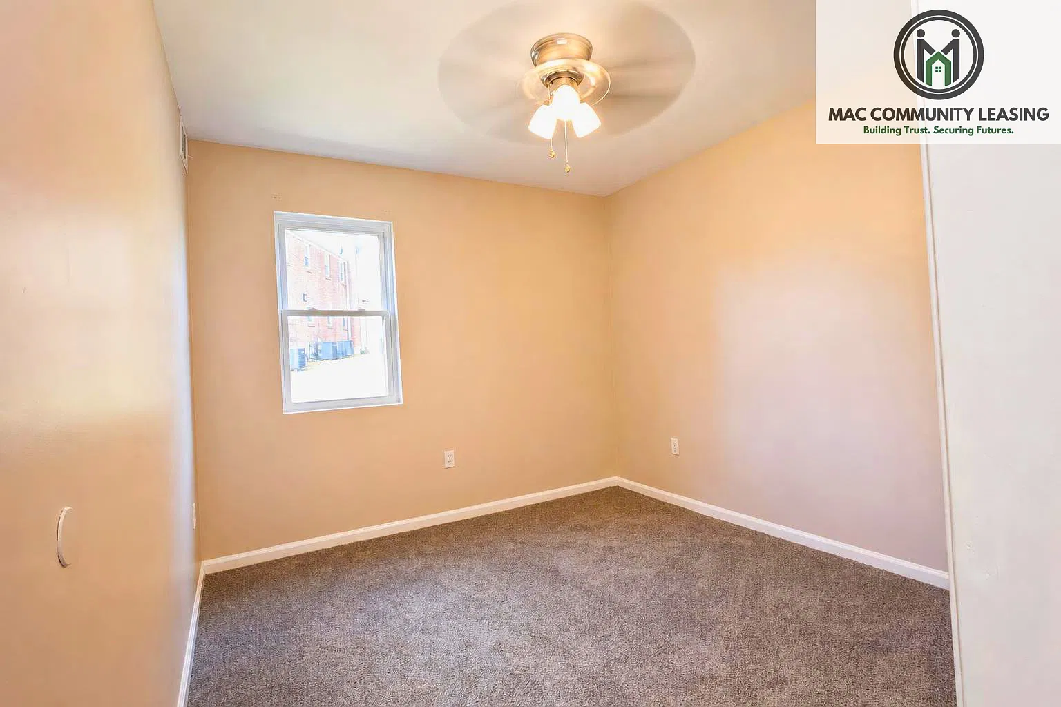 2 bed, 800 sqft, $1,895 — Photo 4