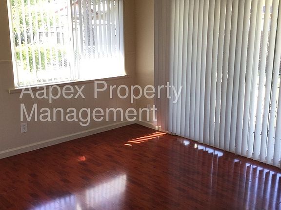 2nd image of 4247 Marsten Ave