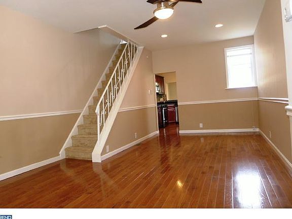 3rd image of 2810 Wilmot St