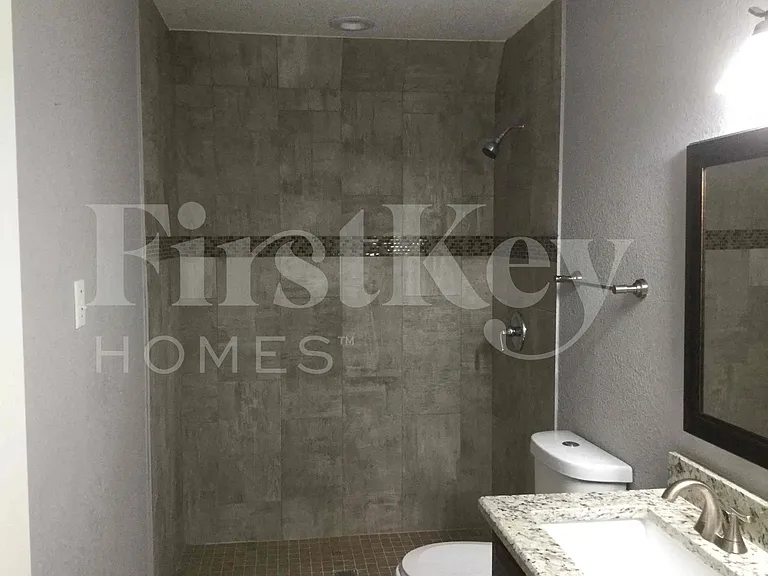 419 Buckingham Pl — Photo 11