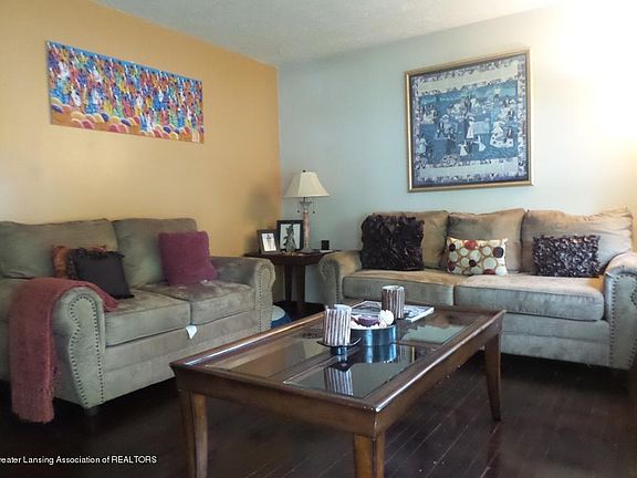 2nd image of 3609 Kendalwood Dr