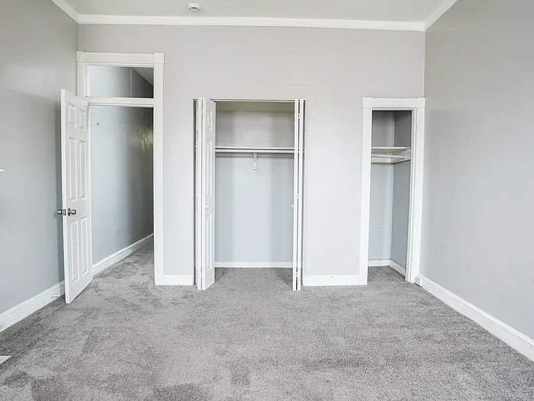 2532 Francis St — Photo 9