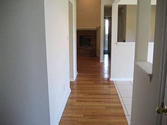 5th image of 1111 Eureka Ct