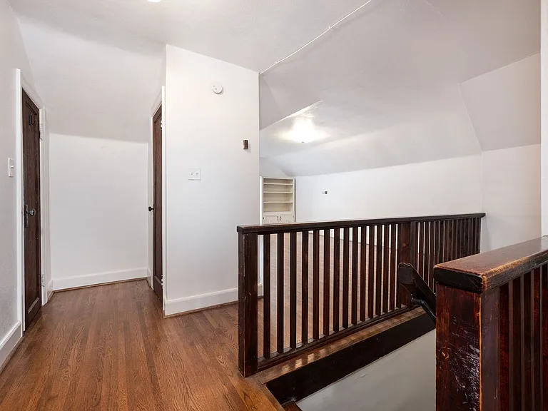 1501 Clayton Ave #B — Photo 11