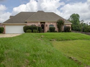 114 Morrell Cir, Hattiesburg, MS 39402
