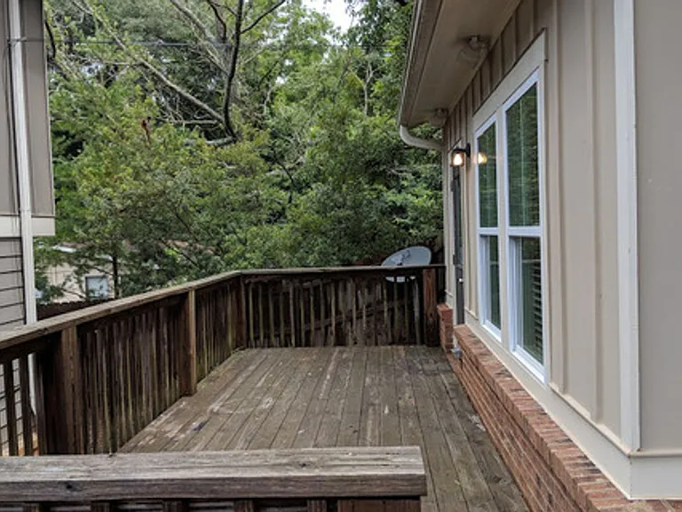 125 Hobson Ave #6 — Photo 11