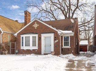 18710 San Juan Dr, Detroit, MI 48221