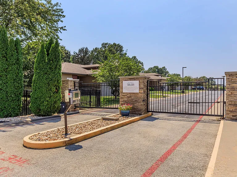 Tera Vera Patio Homes — Photo 16