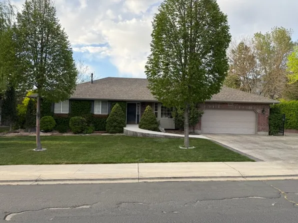 4470 W Cambridge Dr, Cedar Hills, UT 84062