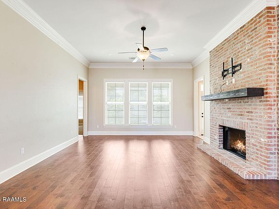 4th image of 109 Bennington Ln