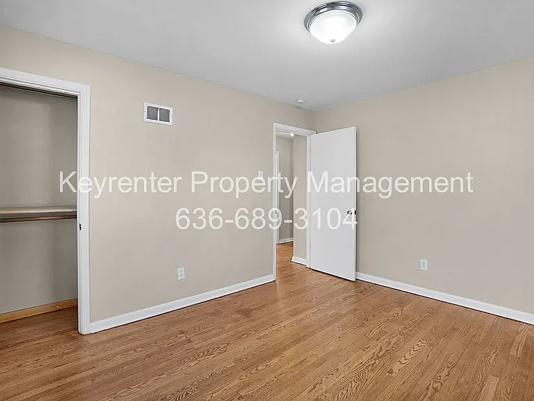 236 S Cadillac Dr — Photo 14