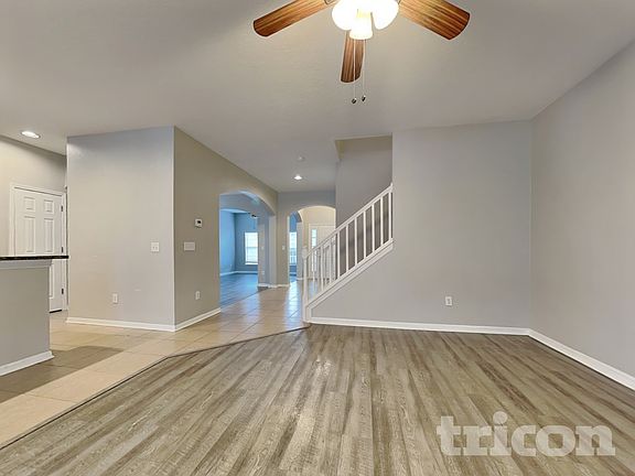 2nd image of 17437 Lawn Orchid Loop