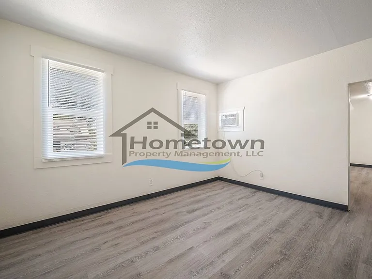 510 N 4th St — Photo 34