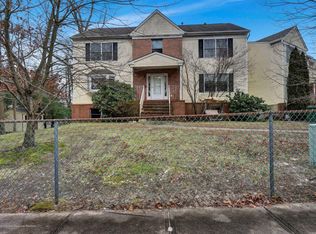 84 Cabinfield Cir, Lakewood, NJ 08701