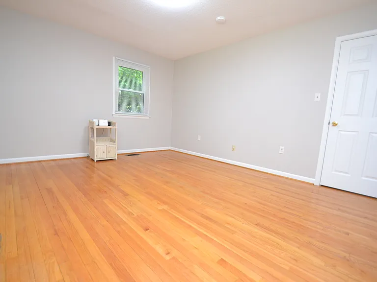 806 Kingswood Dr — Photo 34