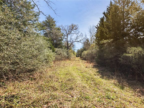 2nd image of Private Road 3891