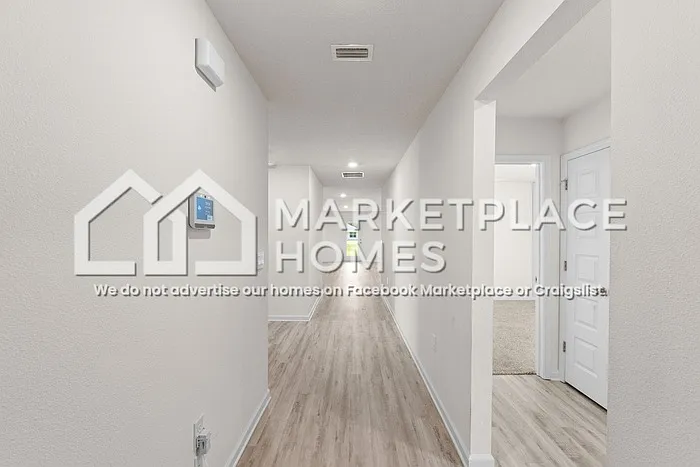 4 bed, 2.0 bath, 2031 sqft, $2,250 — Photo 3