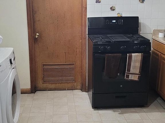 4th image of 8108 51st Ave