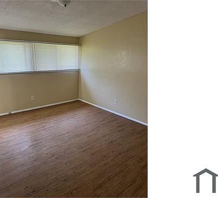 5th image of 8458 Buckthorn Dr