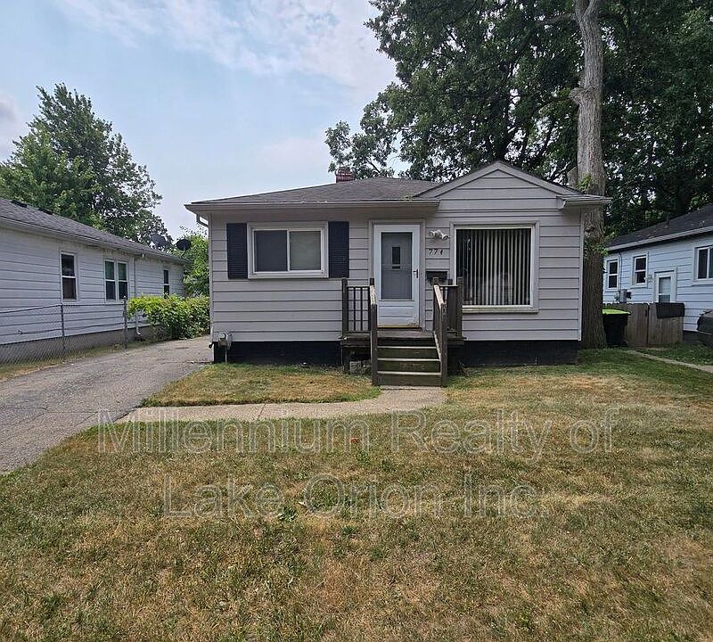 1st image of 774 E Beverly Ave