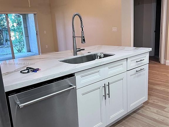 4th image of 2103 Tuscany Way #2103