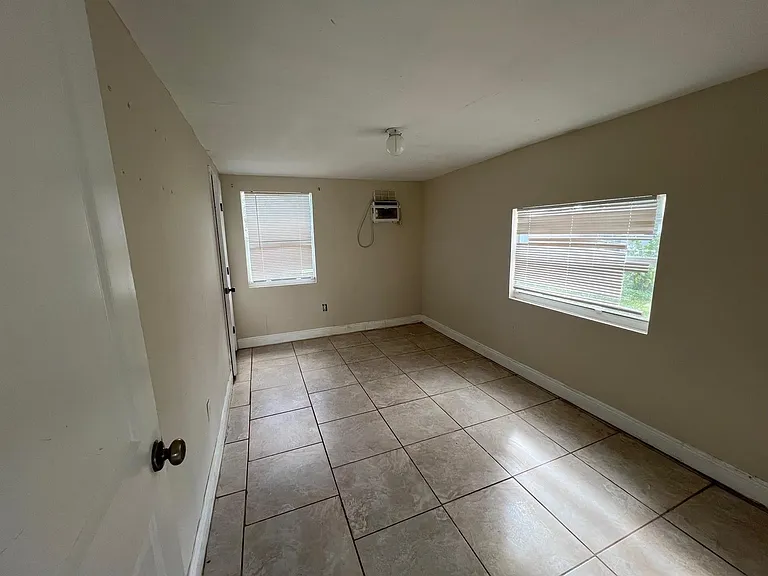 8269 NW 1st Pl — Photo 4
