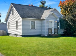 109 Mechanic St, Presque Isle, ME 04769