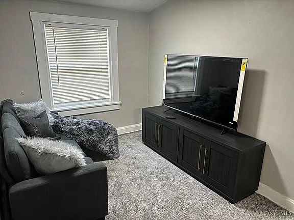 4th image of 3428 Harvey Ave #3