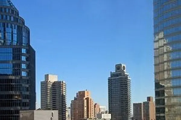 Rented by Douglas Elliman | media 23