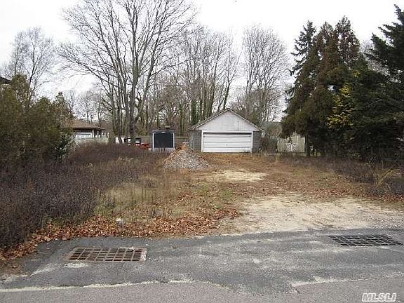 4th image of 11 Lakeview Ct