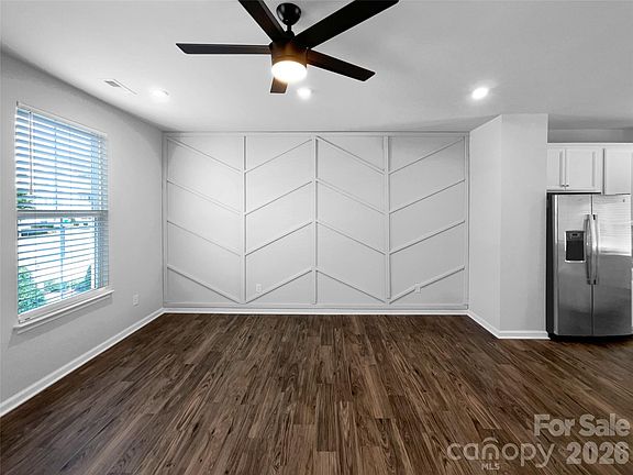 4th image of 10632 Overlook Mountain Dr