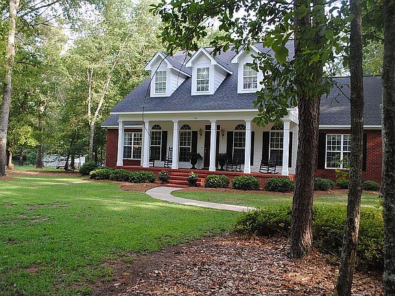 4th image of 140 Deer Trace Dr