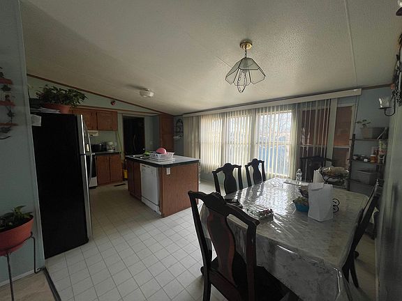 3rd image of 803 Wright Ave