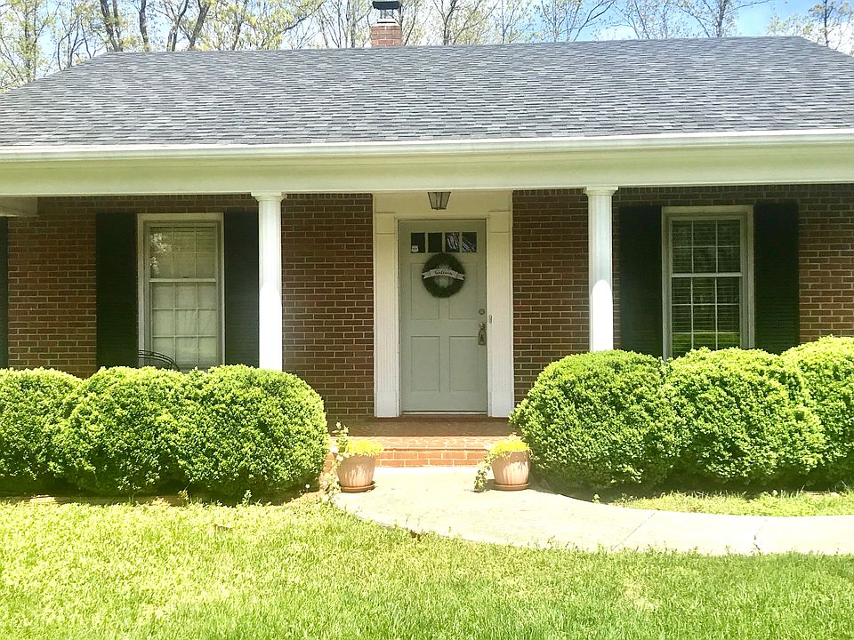 2nd image of 3034 Poteet Rd