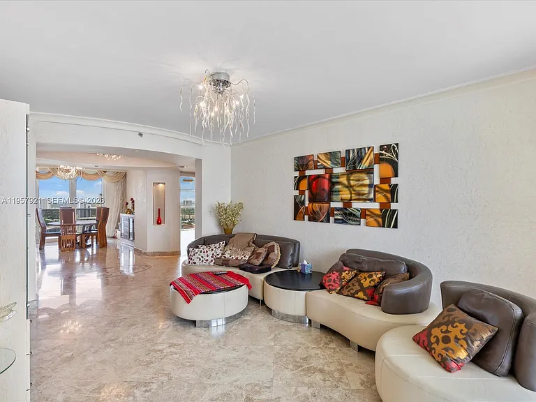 19111 Collins Ave #2503 — Photo 9